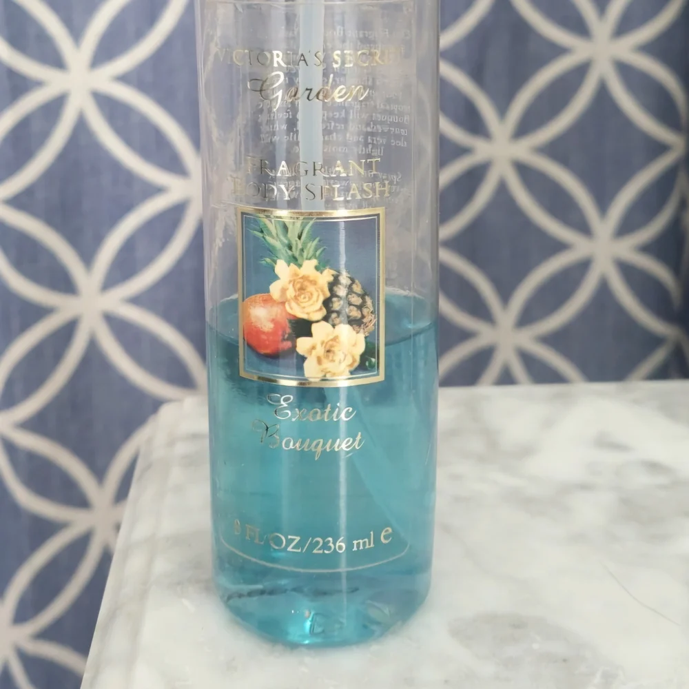 ISO - Victoria's Secret Exotic Bouquet Fragrant Body Splash